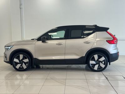 2023 Volvo XC40