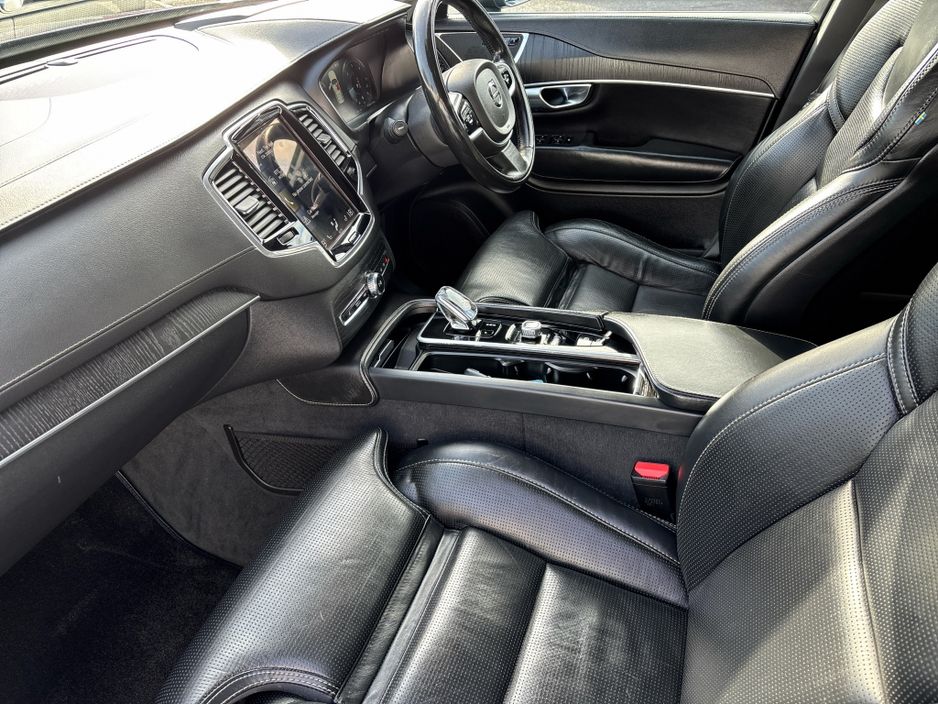 2020 Volvo XC90