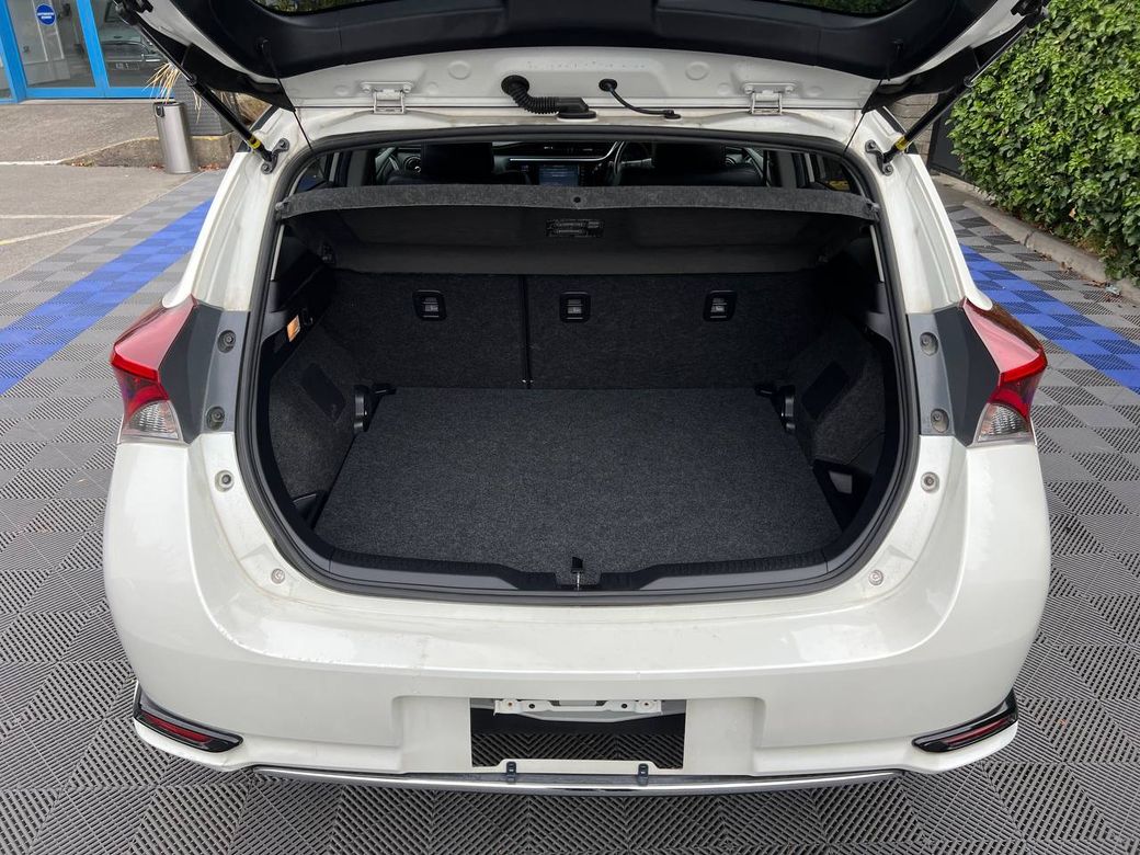 2017 Toyota Auris