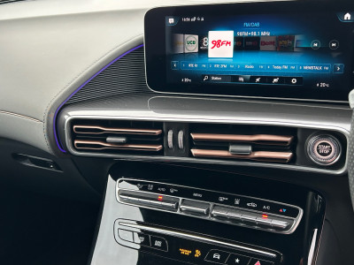 2020 Mercedes-Benz EQC