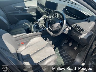 2021 Peugeot 5008