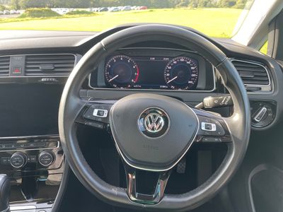 2018 Volkswagen Golf