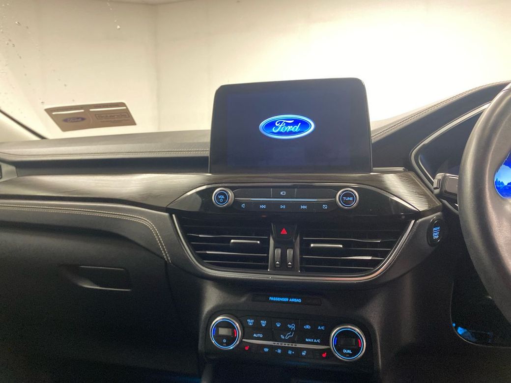 2022 Ford Kuga