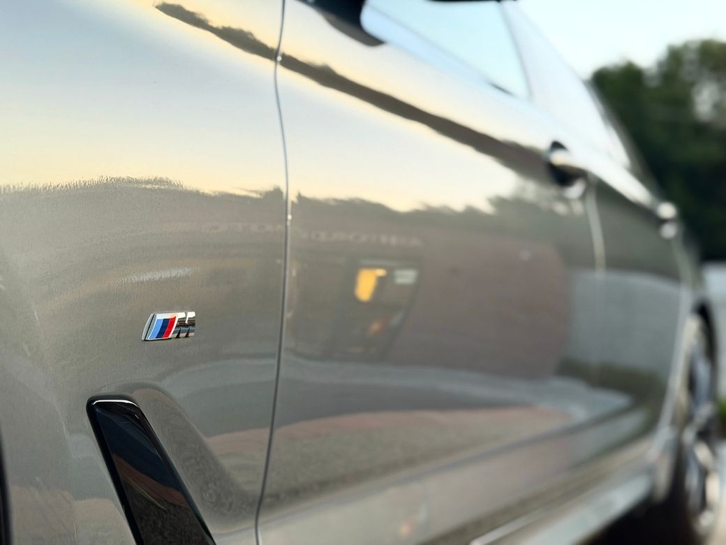 2023 BMW 520