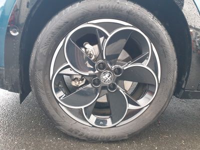 2025 Alfa Romeo Junior