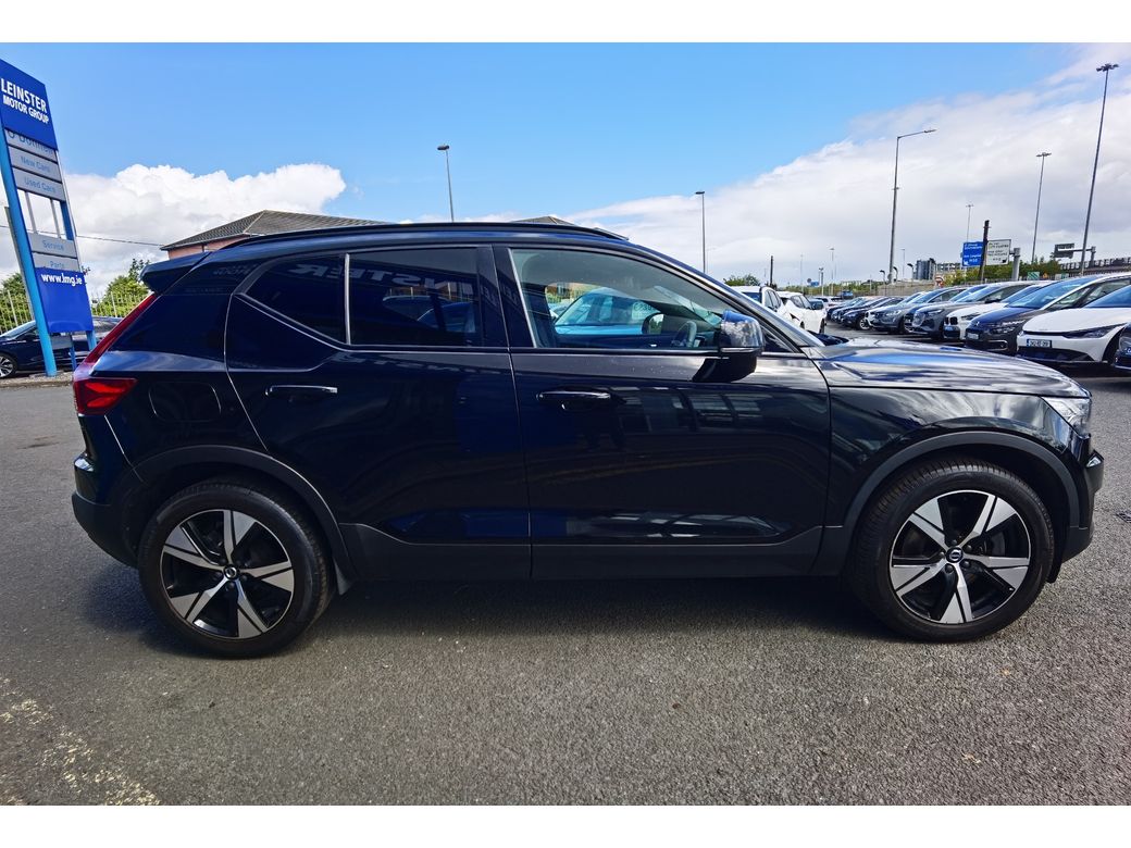 2022 Volvo XC40