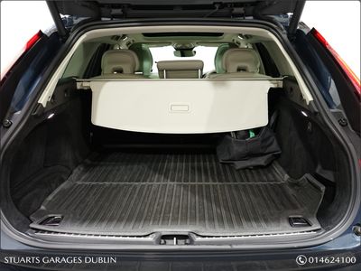2021 Volvo V90