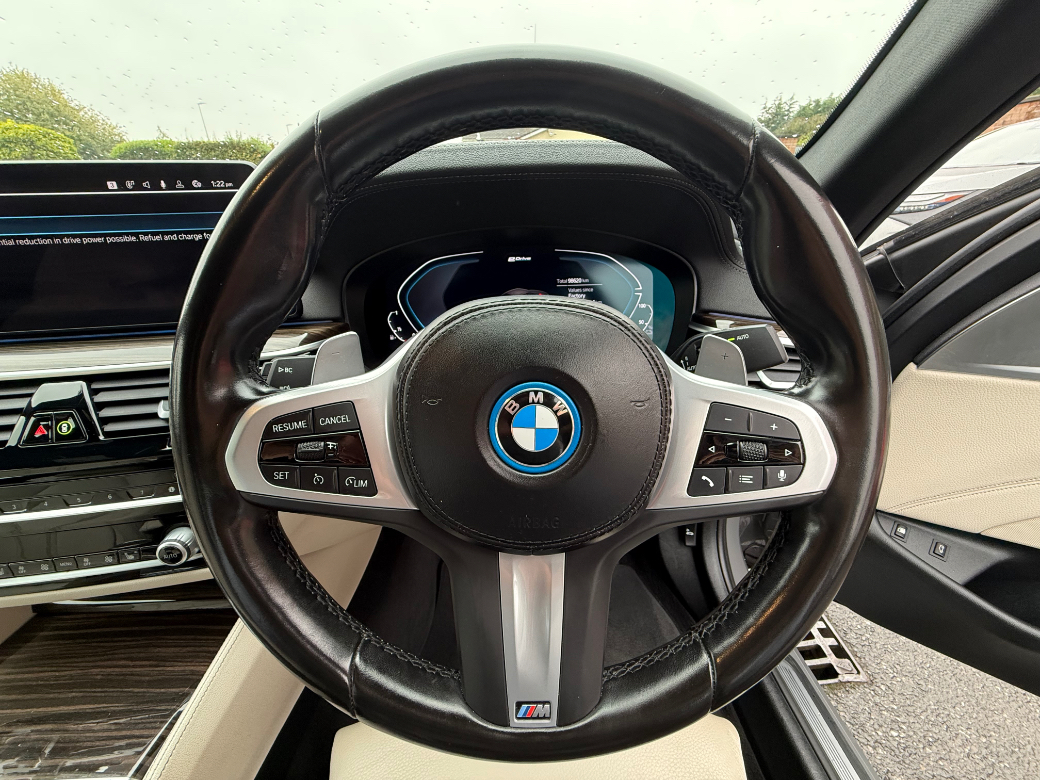 2022 BMW 5 Series
