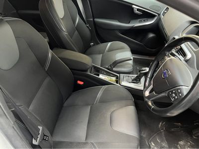 2014 Volvo V40