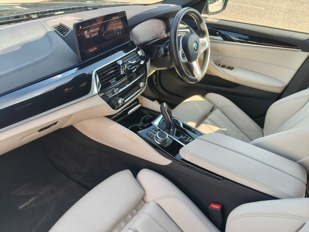 2022 BMW 5 Series
