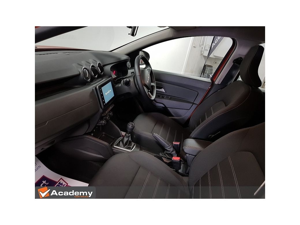 2023 Dacia Duster