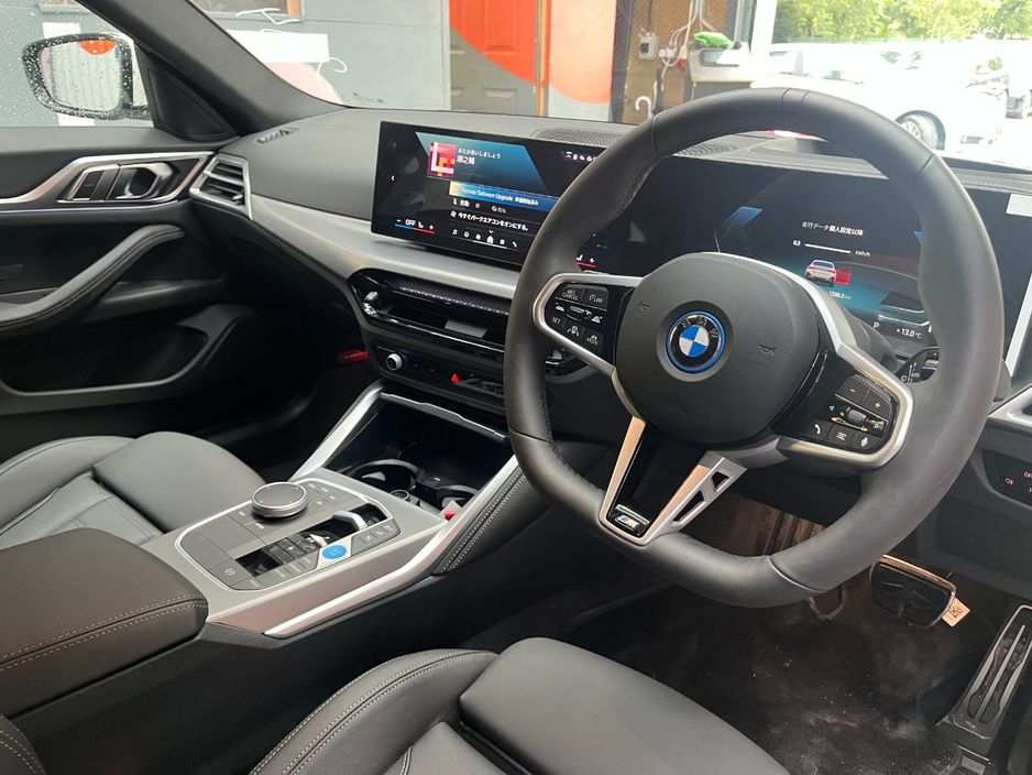2025 BMW i4
