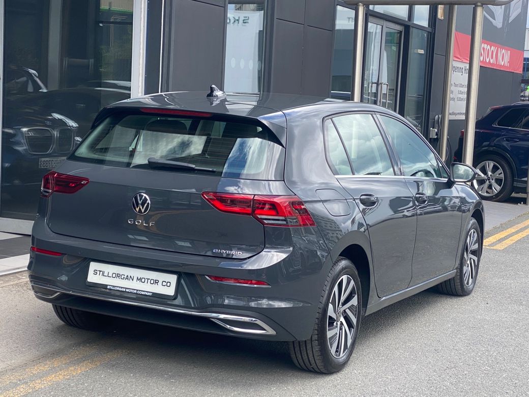 2023 Volkswagen Golf
