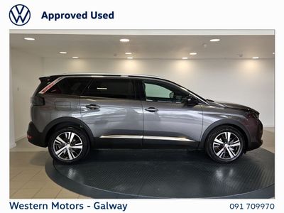2025 Peugeot 5008