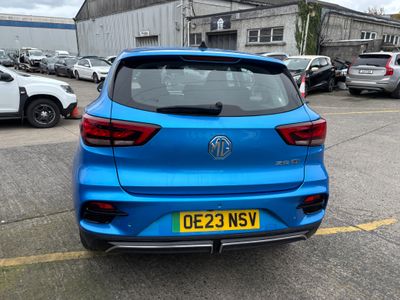 2023 MG ZS