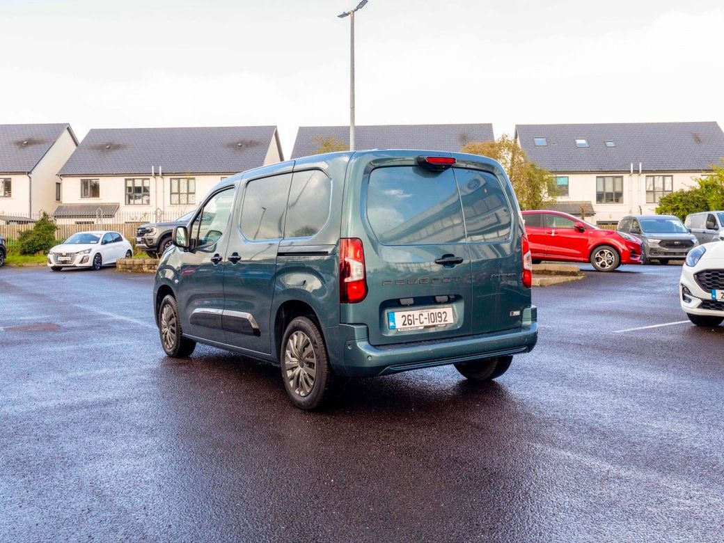2026 Peugeot Partner