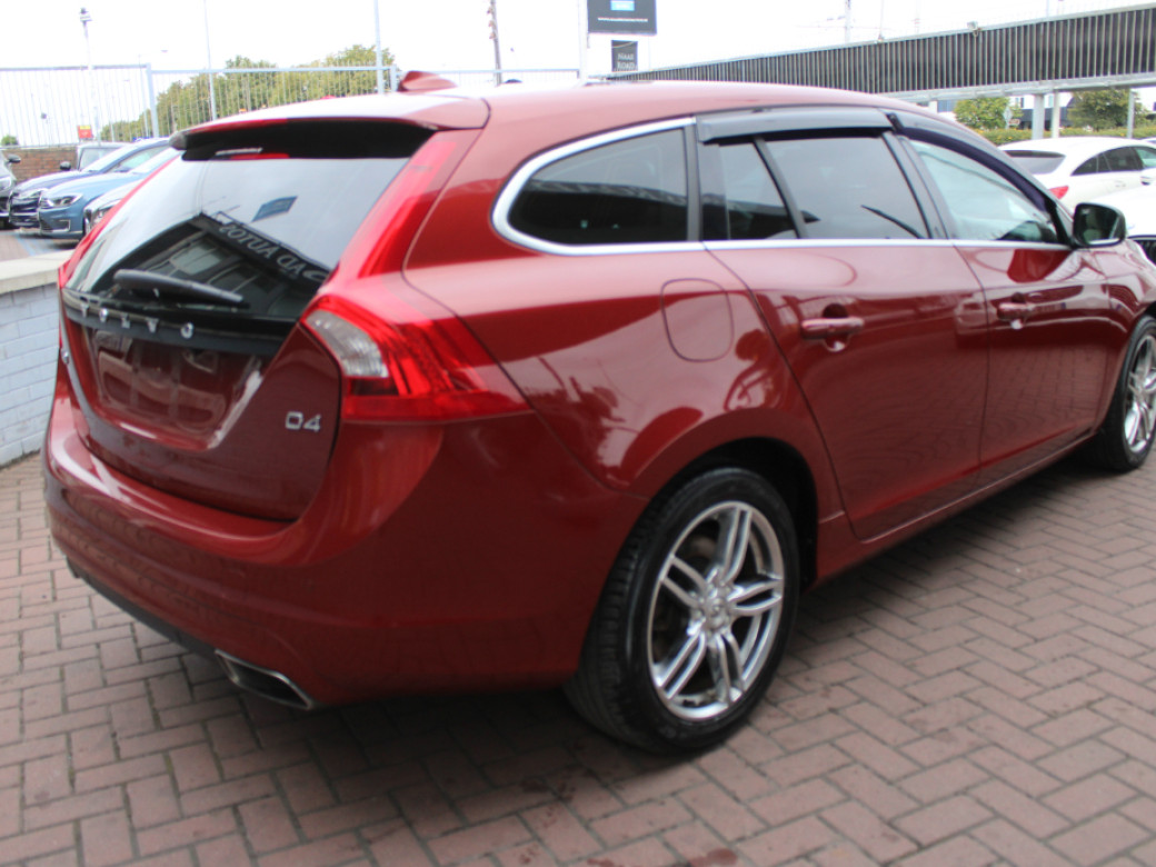 2016 Volvo V60