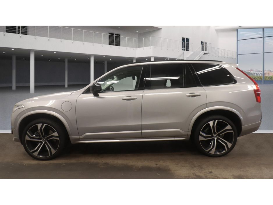 2023 Volvo XC90