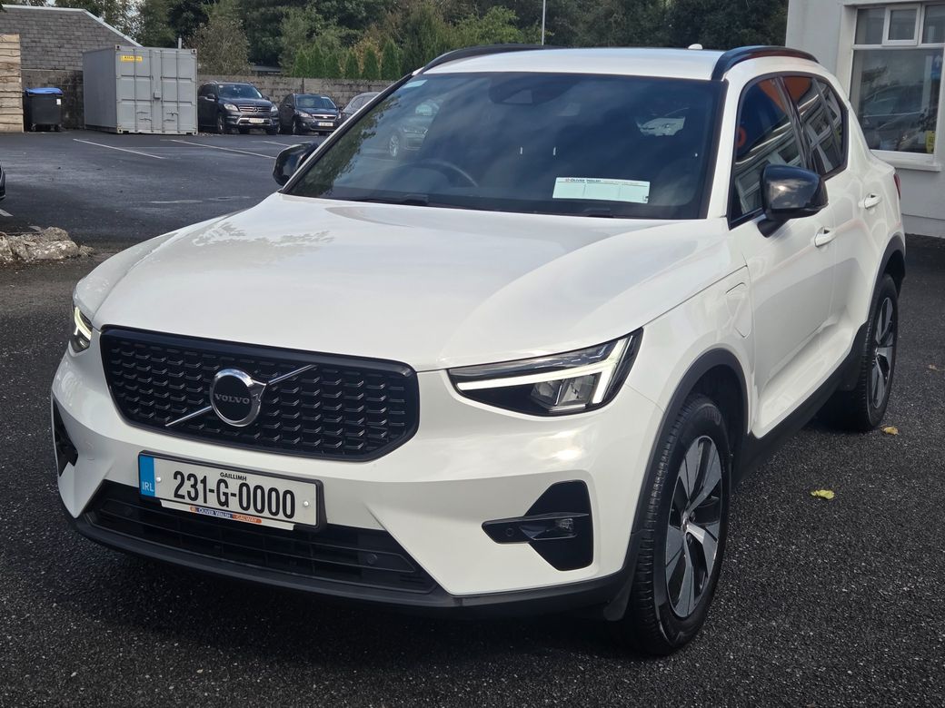 2023 Volvo XC40