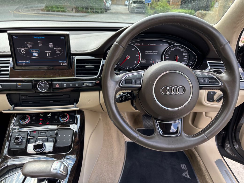 2016 Audi A8