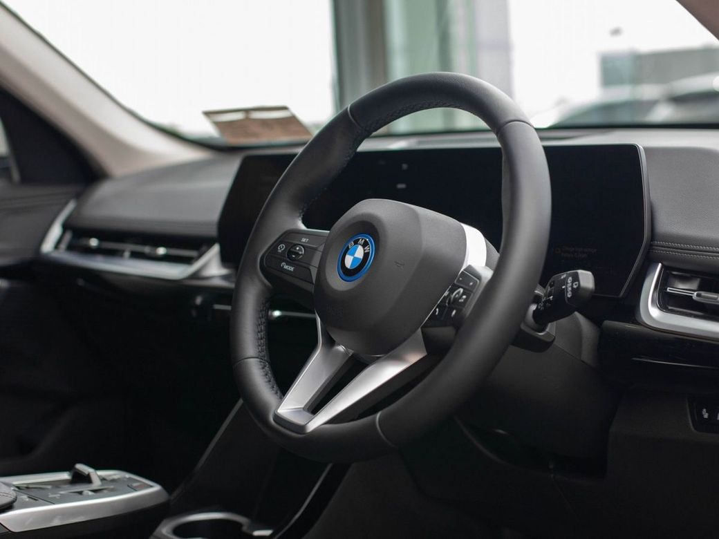 2025 BMW X1