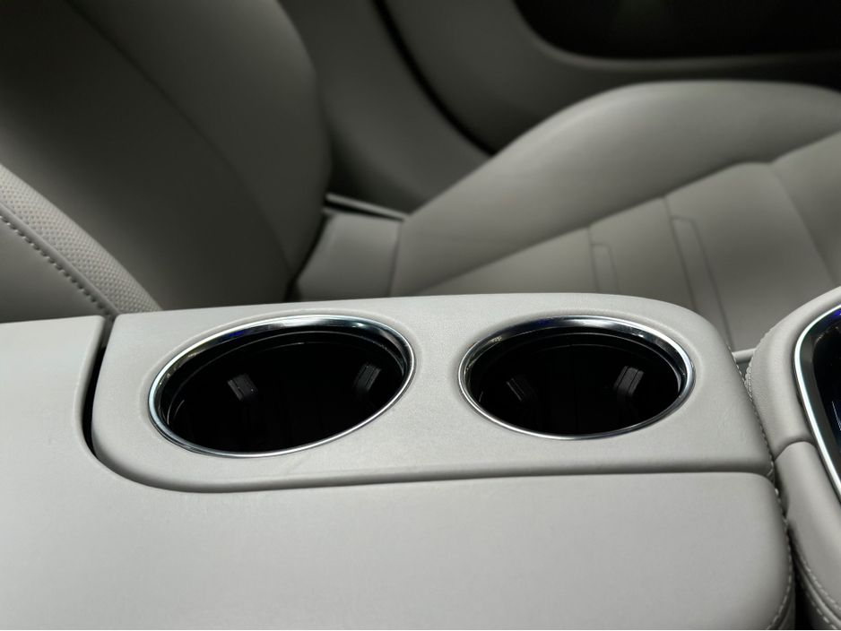 2023 Porsche Panamera