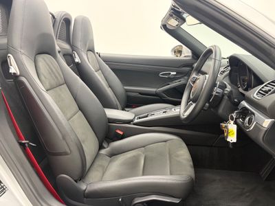 2022 Porsche Boxster
