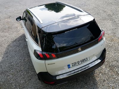 2022 Peugeot 5008