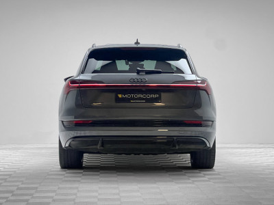 2022 Audi e-tron