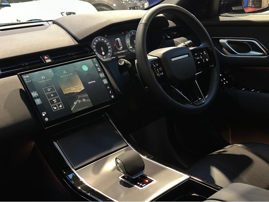 2023 Land Rover Range Rover Velar
