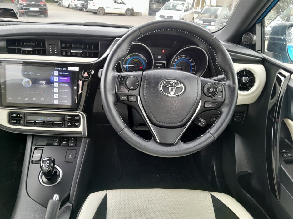 2017 Toyota Auris