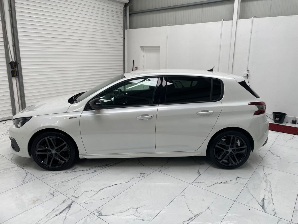 2021 Peugeot 308