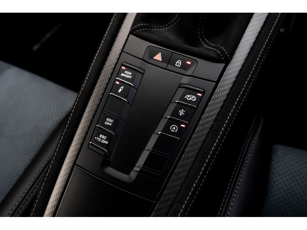 2024 Porsche 718 Cayman