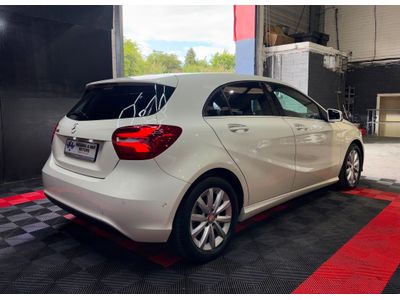 2016 Mercedes-Benz A 180