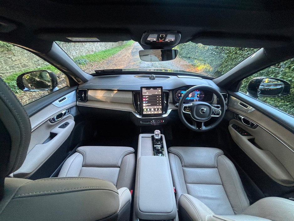 2025 Volvo XC90