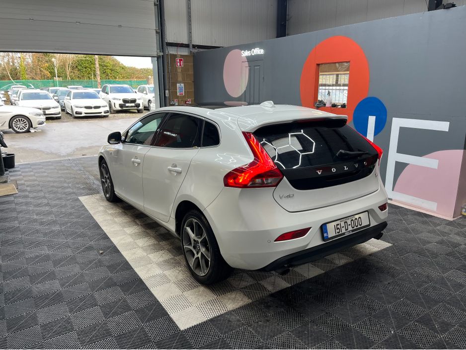 2015 Volvo V40