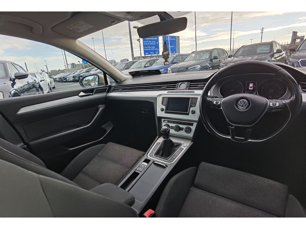 2016 Volkswagen Passat