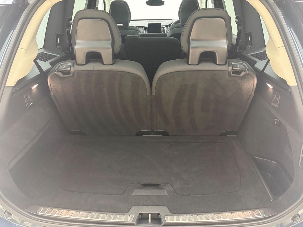 2025 Volvo XC90