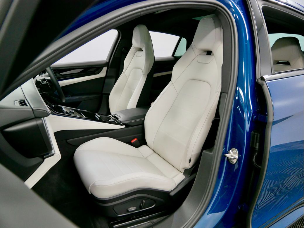 2025 Porsche Panamera