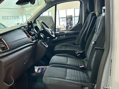 2023 Ford Transit Custom