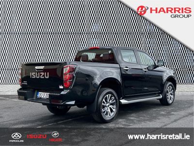 2025 Black Isuzu D-MAX