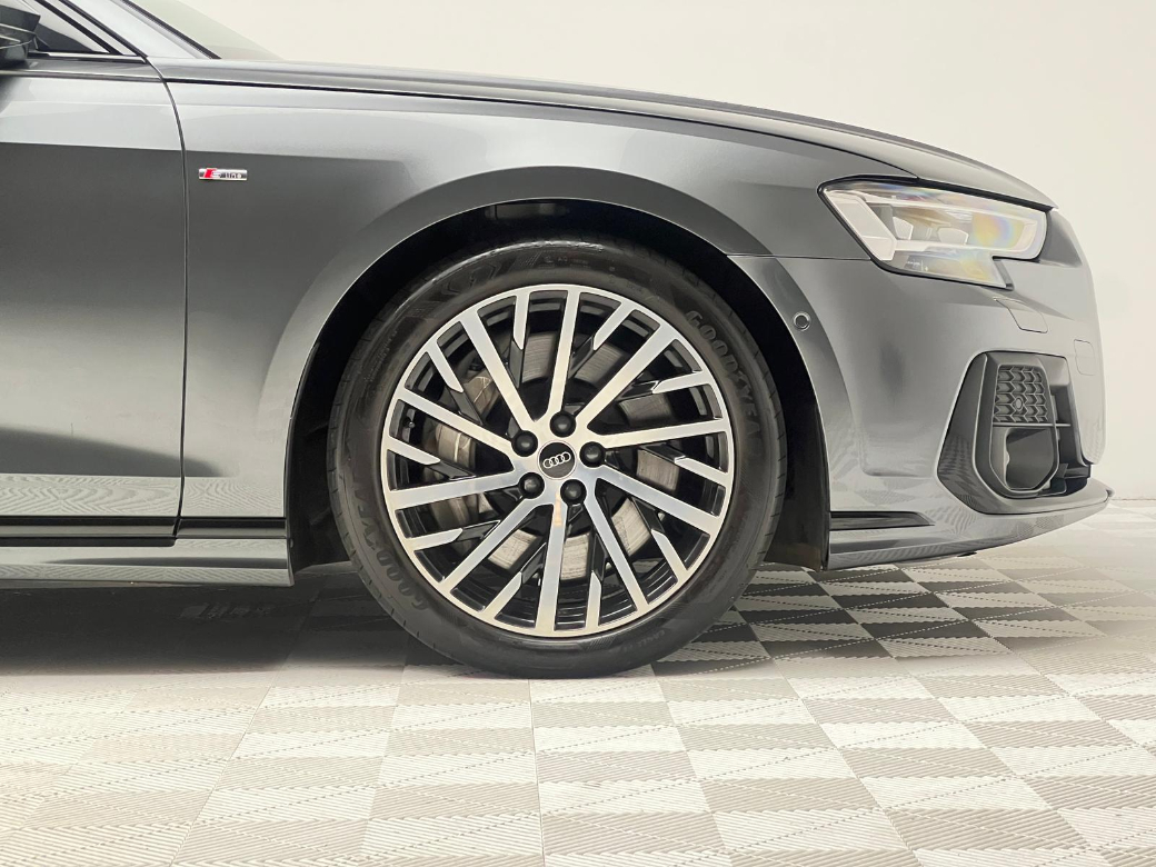 2023 Audi A8