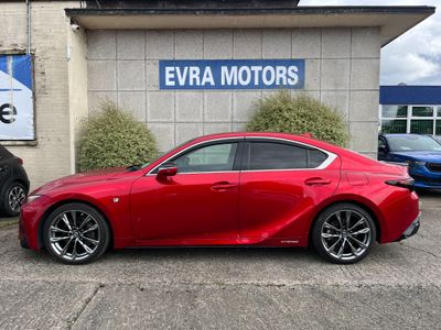 2020 Lexus IS 300h