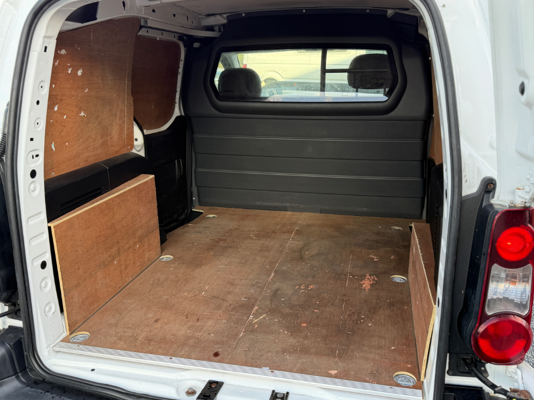 2017 Peugeot Partner