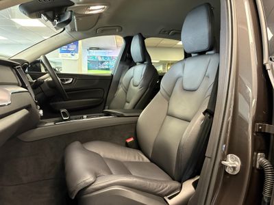 2022 Volvo XC60