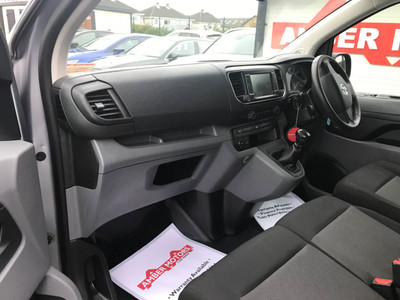 2022 Opel Vivaro