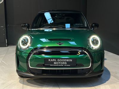 2024 Mini Hatch