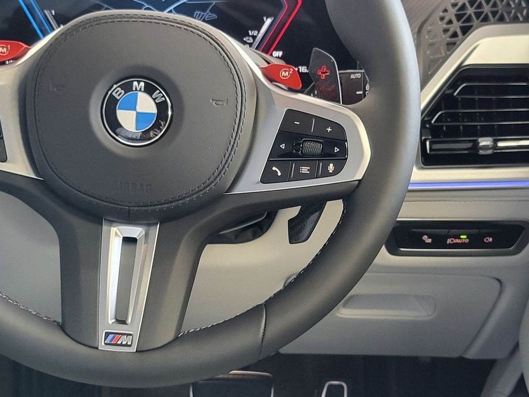 2026 BMW XM