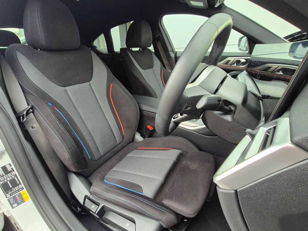 2025 BMW i4