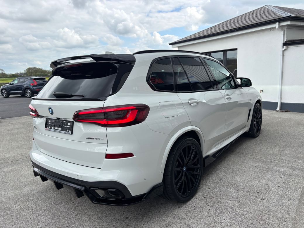 2023 BMW X5